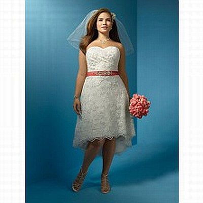 2.	Lacey short bridesmaid’s dress