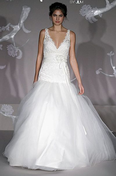 Lace Wedding Dresses for Elegant Brides - Wedding Clan