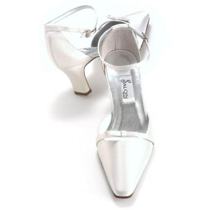 bridal accessories footwears 5