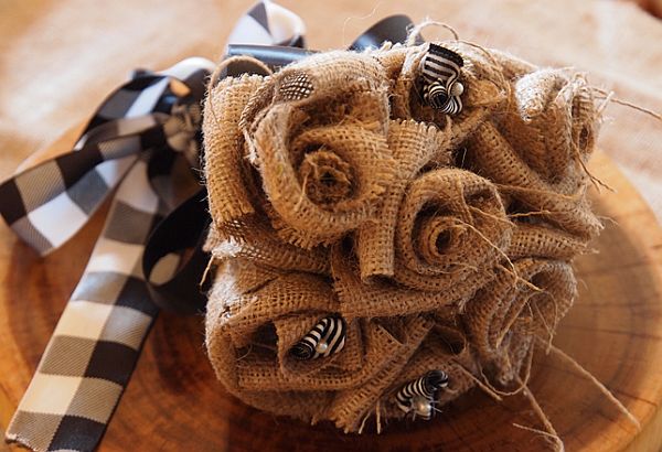 Burlap flower bouquet