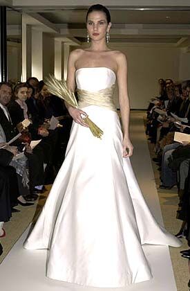 carolina herrera wedding gown