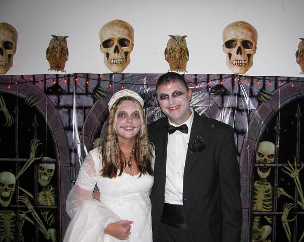 Everything you need to know about Halloween wedding dress - Wedding Clan