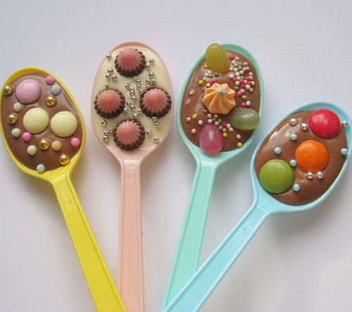 DIY Chocolate party spoons