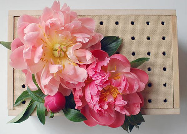 DIY: How to make peg board flower box wedding centerpieces