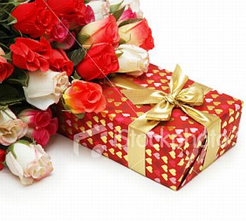 flower bouquet and gift box 49