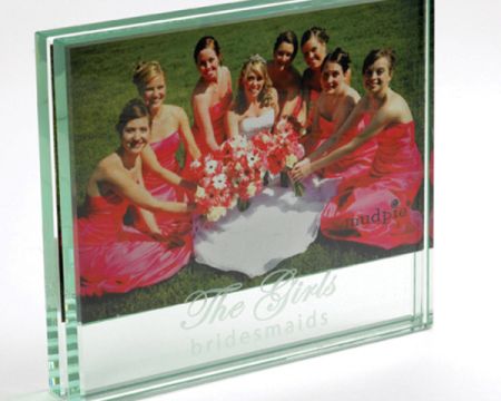 thumbnail interactive-video image 1 of Personalised Bridesmaid Thank You Gift – Customisable Heart-Shaped Framed Print 1 of 3