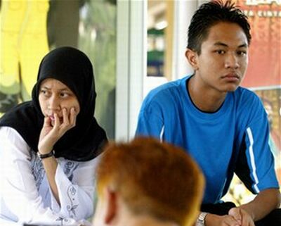 malaysian couple