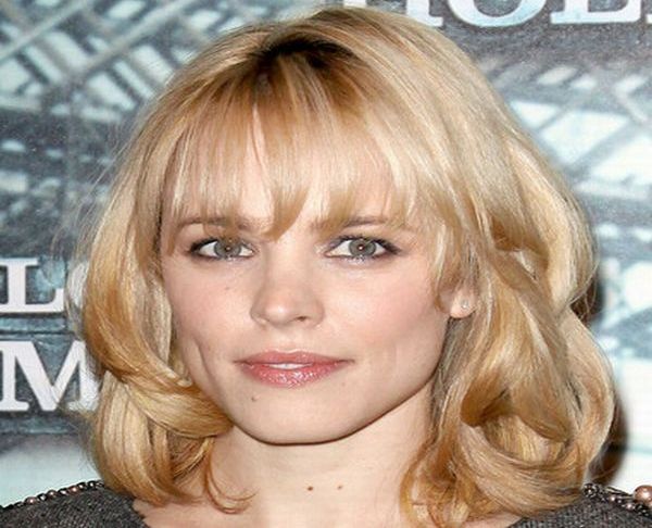 Rachel McAdams’s simple and graceful hairstyle