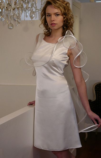 suzanne ermann stylized dress 49