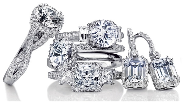 Top engagement ring trends for 2012Top engagement ring trends for 2012