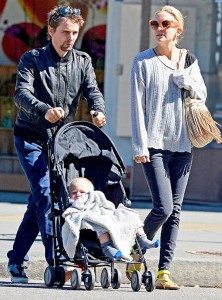 1348862528_matt-bellamy-kate-hudson-467