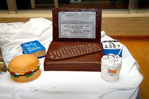 Technologist groom cake