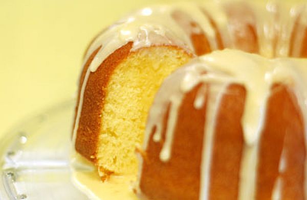 Lemon flavor cake