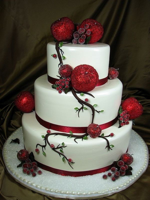 The Christmas wedding cake