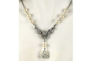 Victorian style vintage necklace