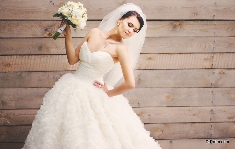 best wedding dress for short and chubby