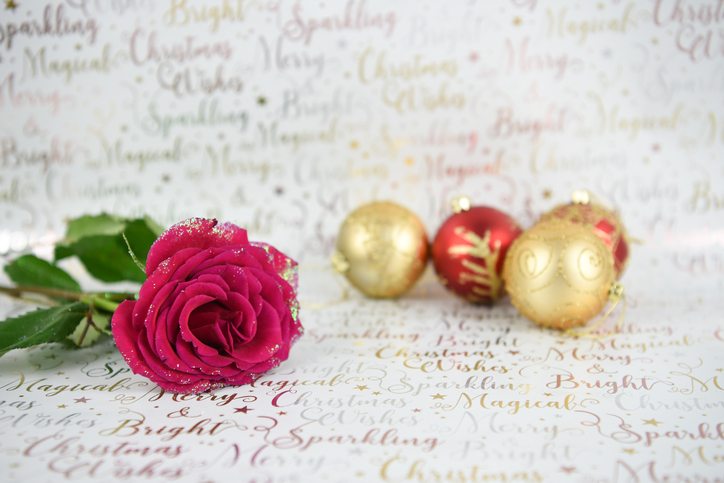 Inspirational floral decorations ideas for Christmas winter wedding ...